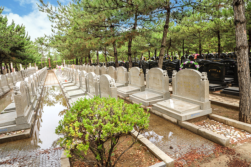 深度解析八达岭人民公墓：环境、风水与服务优势